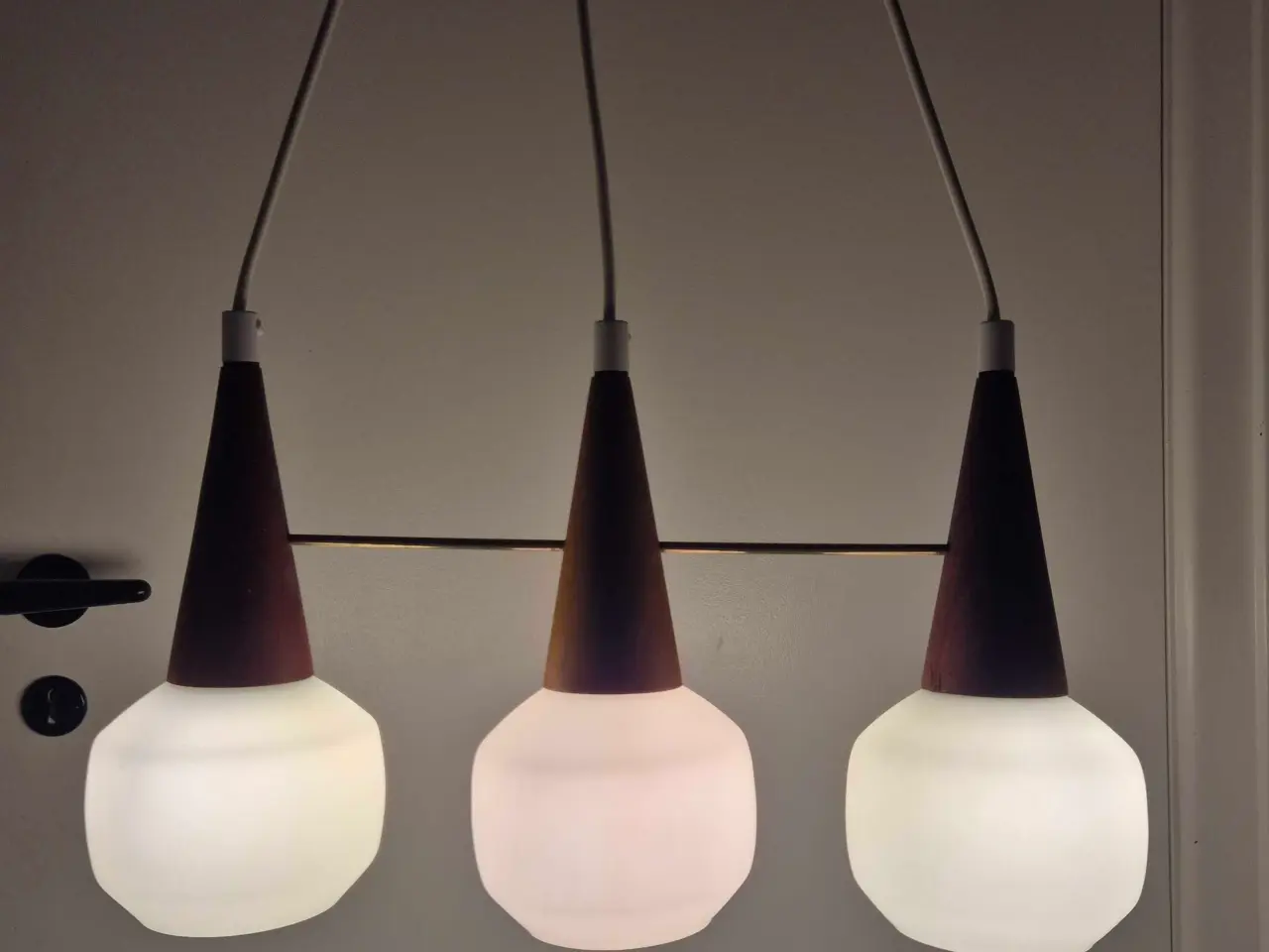 Billede 18 - Retrolampe med tre på stribe