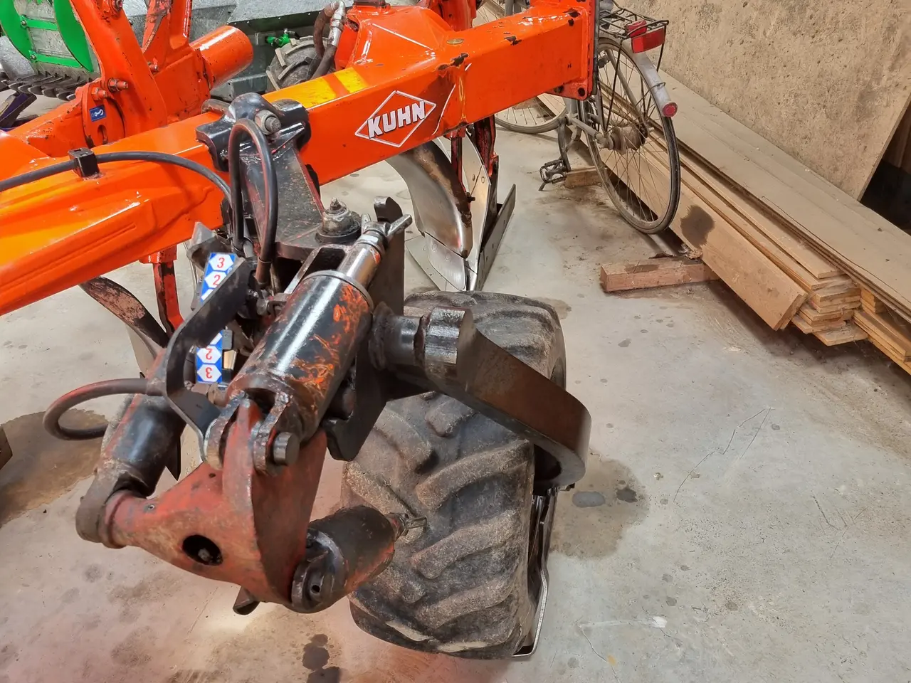 Billede 4 - Kuhn vendeplov riste