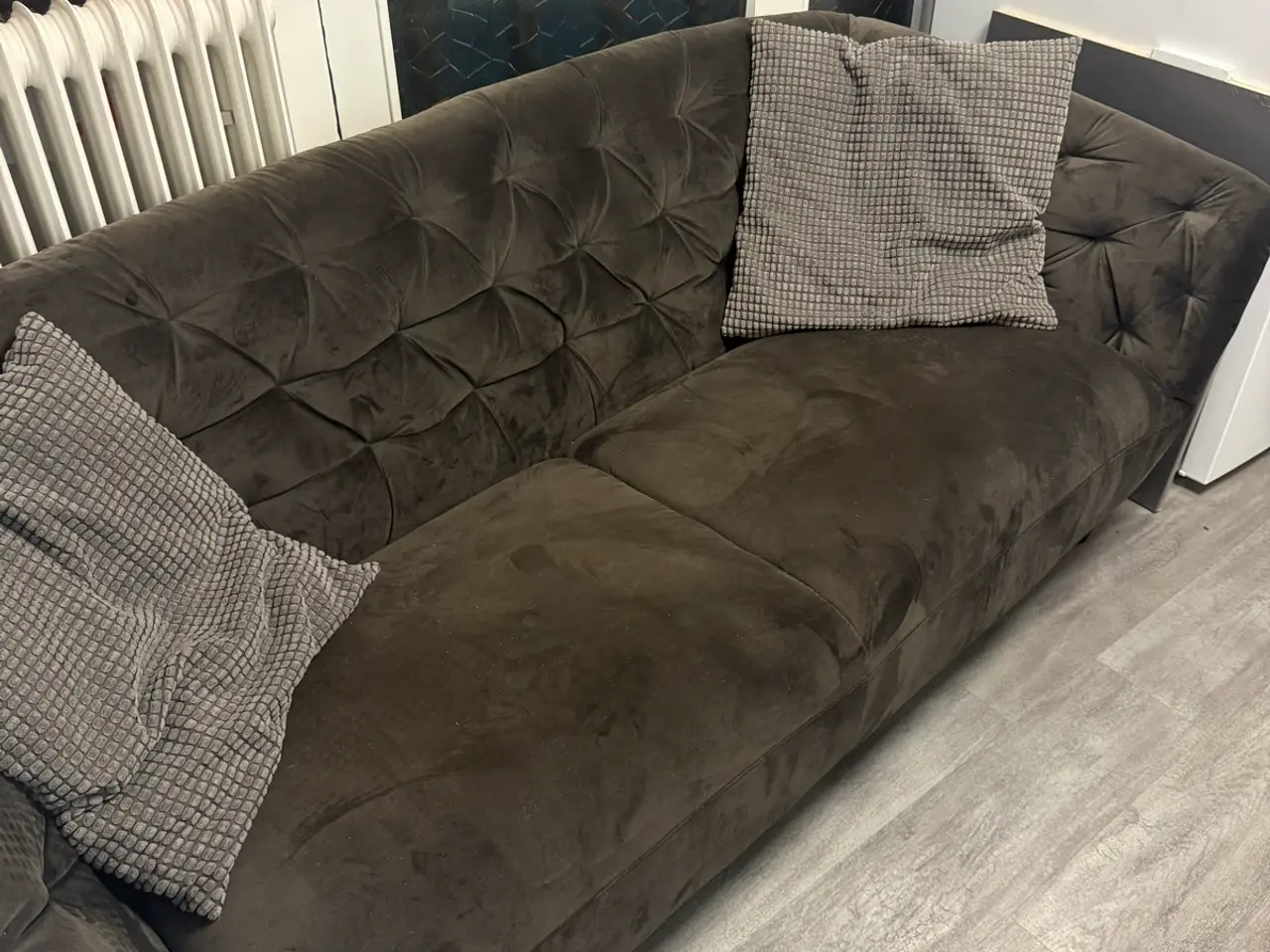 Billede 1 - Brun velour sofa