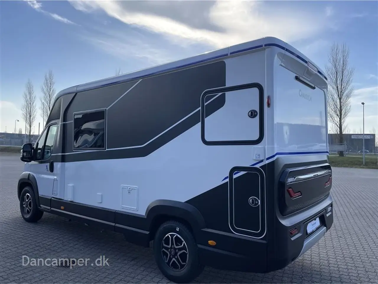 Billede 4 - 2024 - Chausson X650 Exclusive line   TILBUDSPRIS kr. 999.900,- SPAR kr. 50.000,- Camper med stor Lounge og siddegruppe, 9-trins automatgear, sænkeseng, stor garage, specialfælge, Connect- og X-tilbehørspakke ,