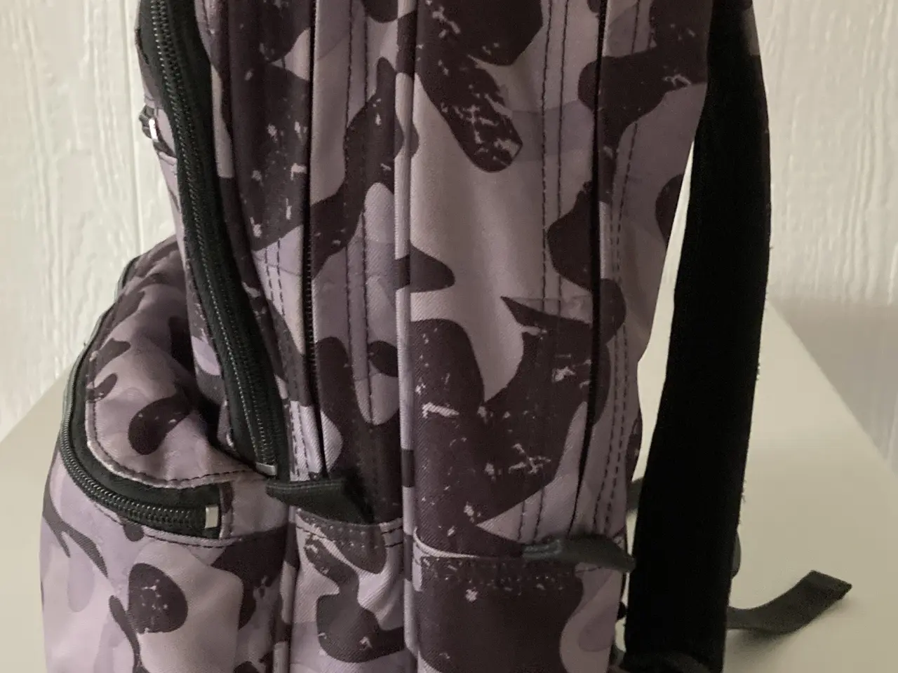 Billede 4 - Jeva Camouflage skoletaske i grå/sort