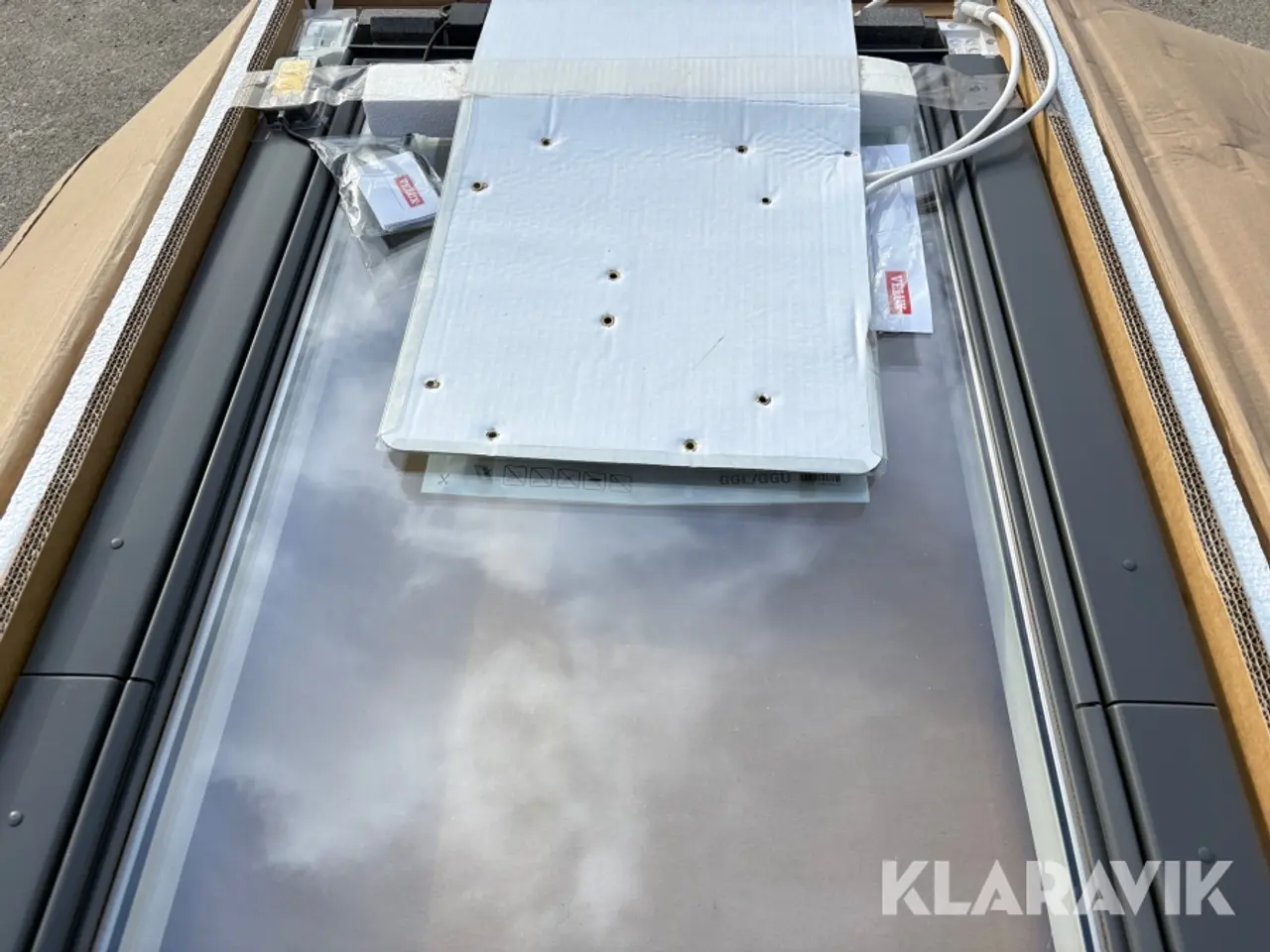 Billede 5 - Ovenlysvindue Velux elektrisk med regnsensor og inddækning 1 Styk