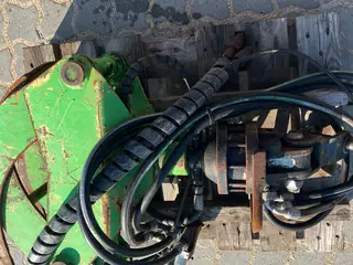 Takeuchi TB216 Skovklo med rotator