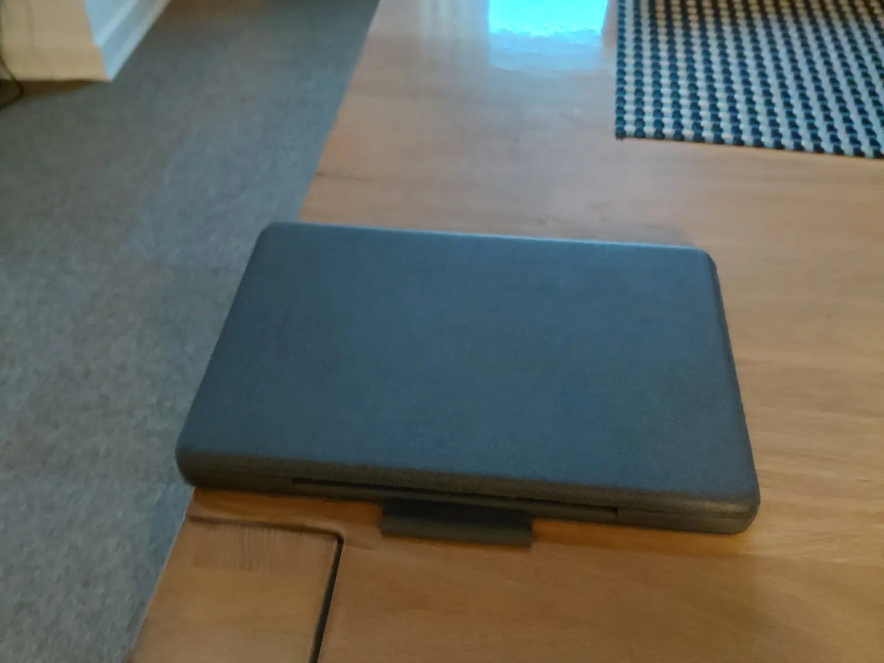 Billede 9 - IPAD 8 32GB wifi, med Logitec tastatur/cover.