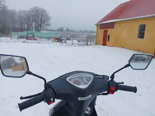 Scoter Comet hyper