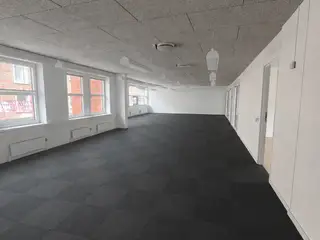 2 x 290 kvm kontorlokaler udlejes i Kolding Centrum
