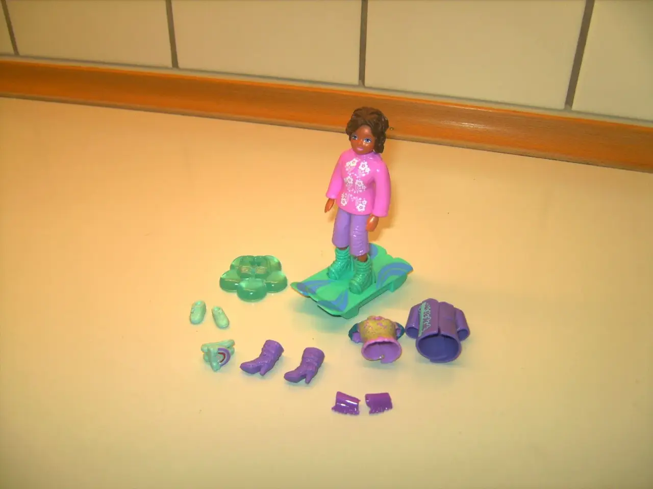 Billede 1 - Dukke Mini: 10 cm, Polly Pocket
