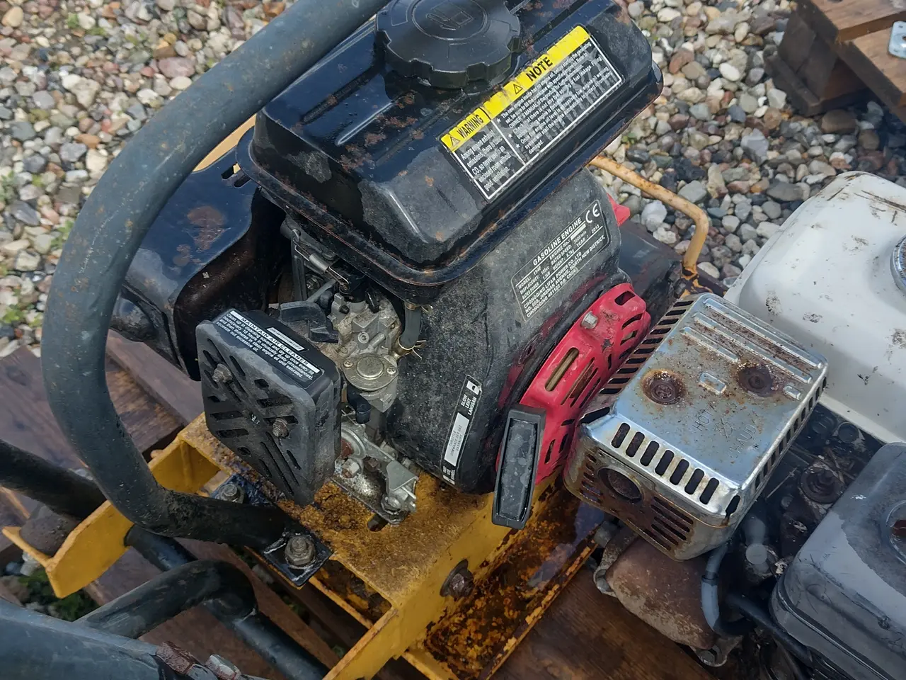 Billede 5 - Jordloppe, pladevibrator og motor