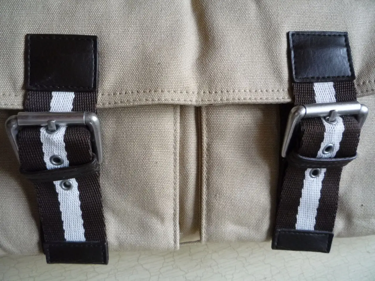 Billede 3 - Skuldertaske, mrk. Sandwich