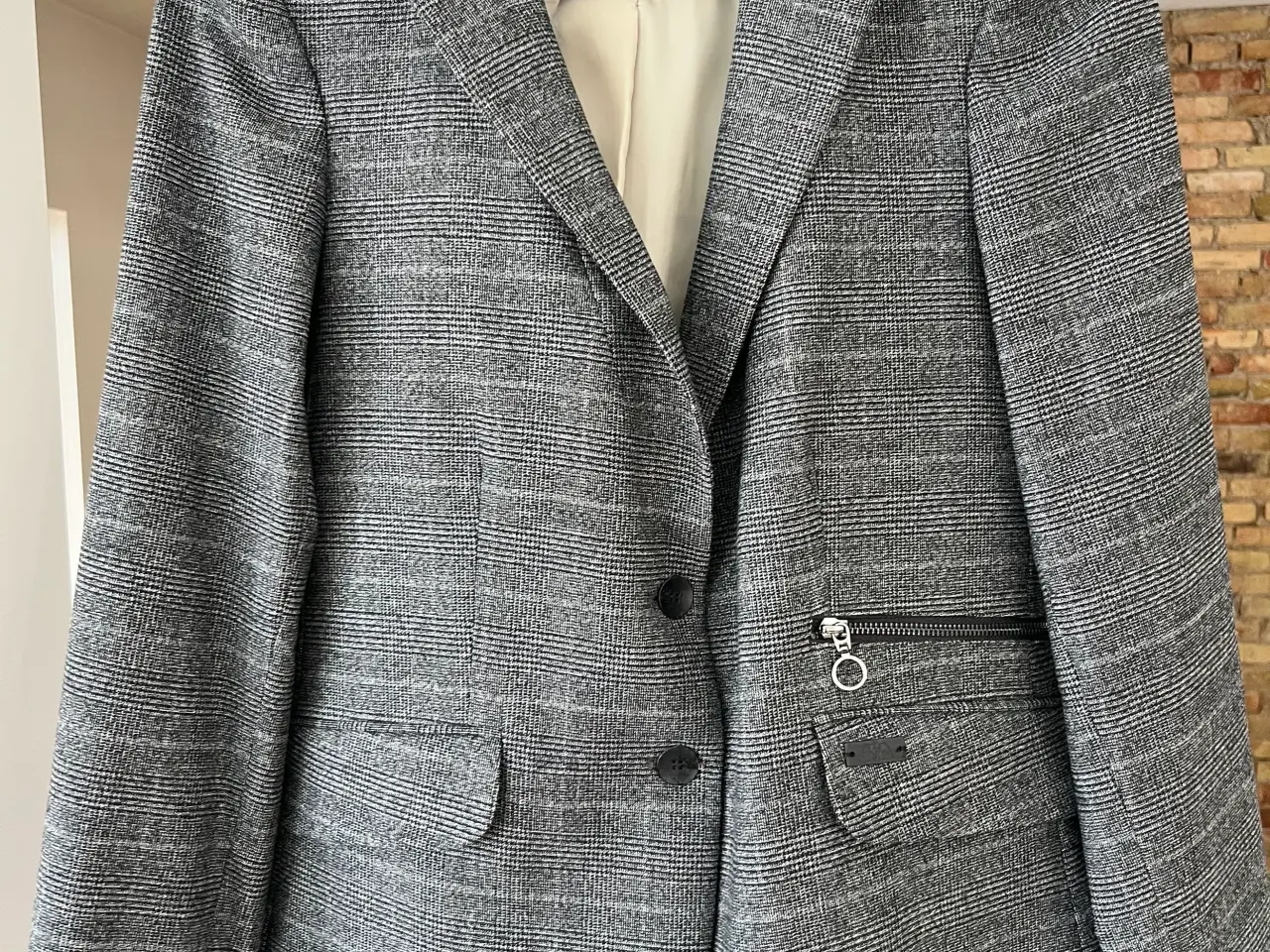Billede 3 - Elegant Mos Mosh blazer str. 40