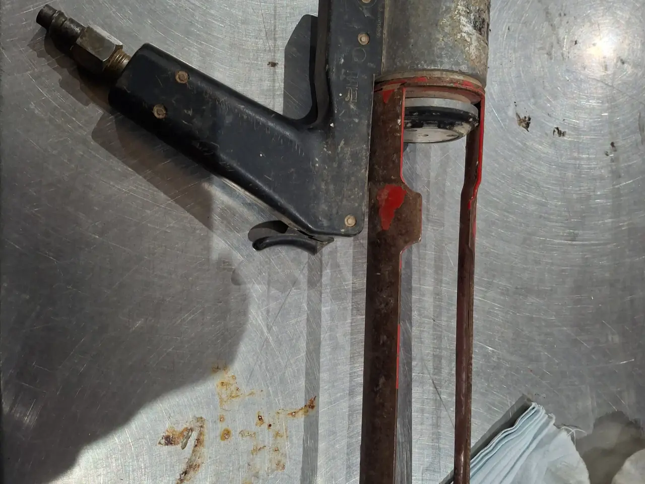 Billede 4 - Fedtsprøjte og fugepistol trykluft