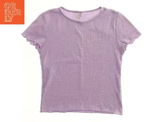 Lilla T-shirt med korte ærmer fra Only (str. 164)