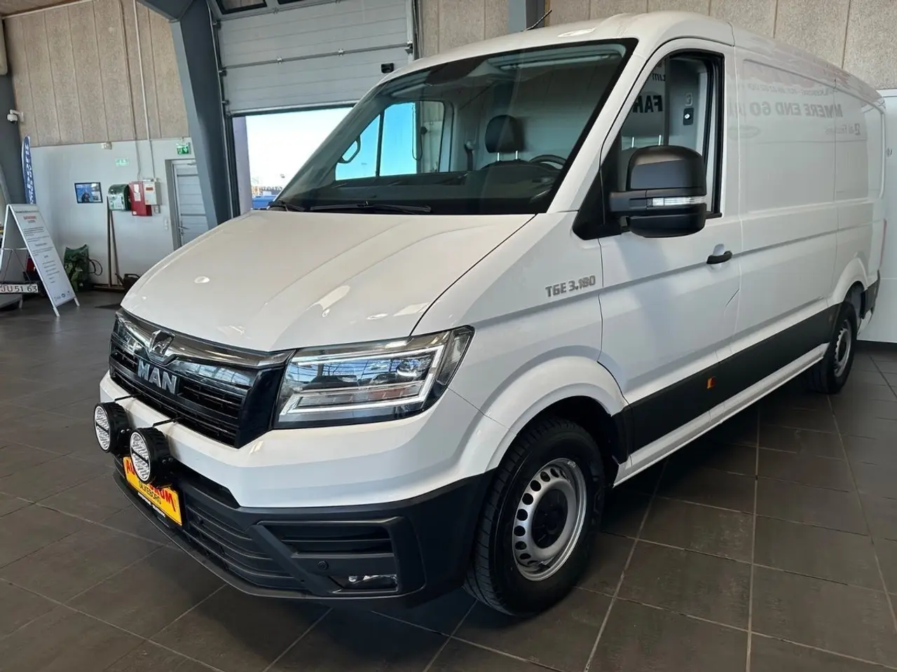 Billede 3 - VW Crafter 35 2,0 TDi 177 Kassevogn L3H2 aut.