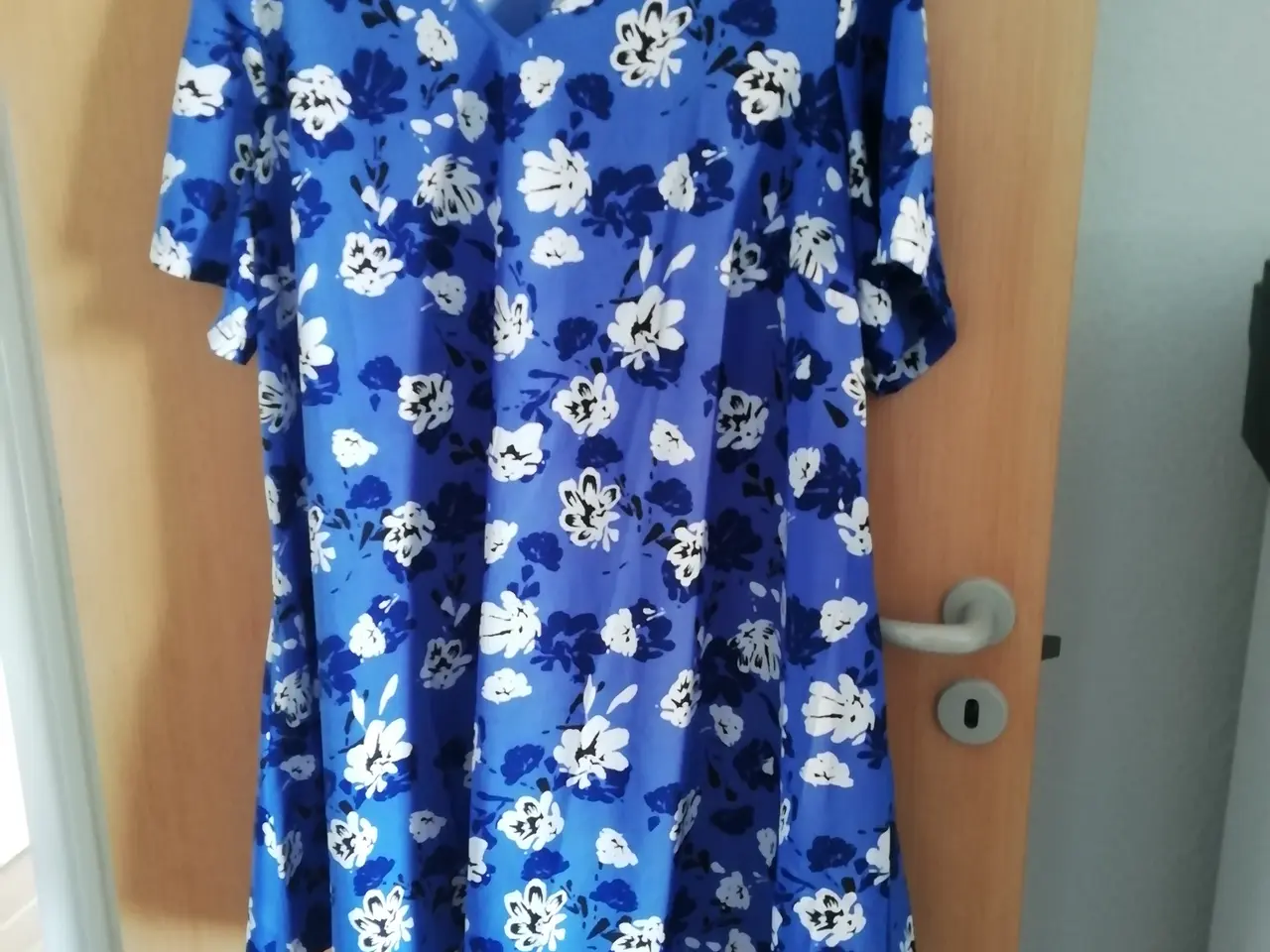 Billede 1 - Blomsterkjole