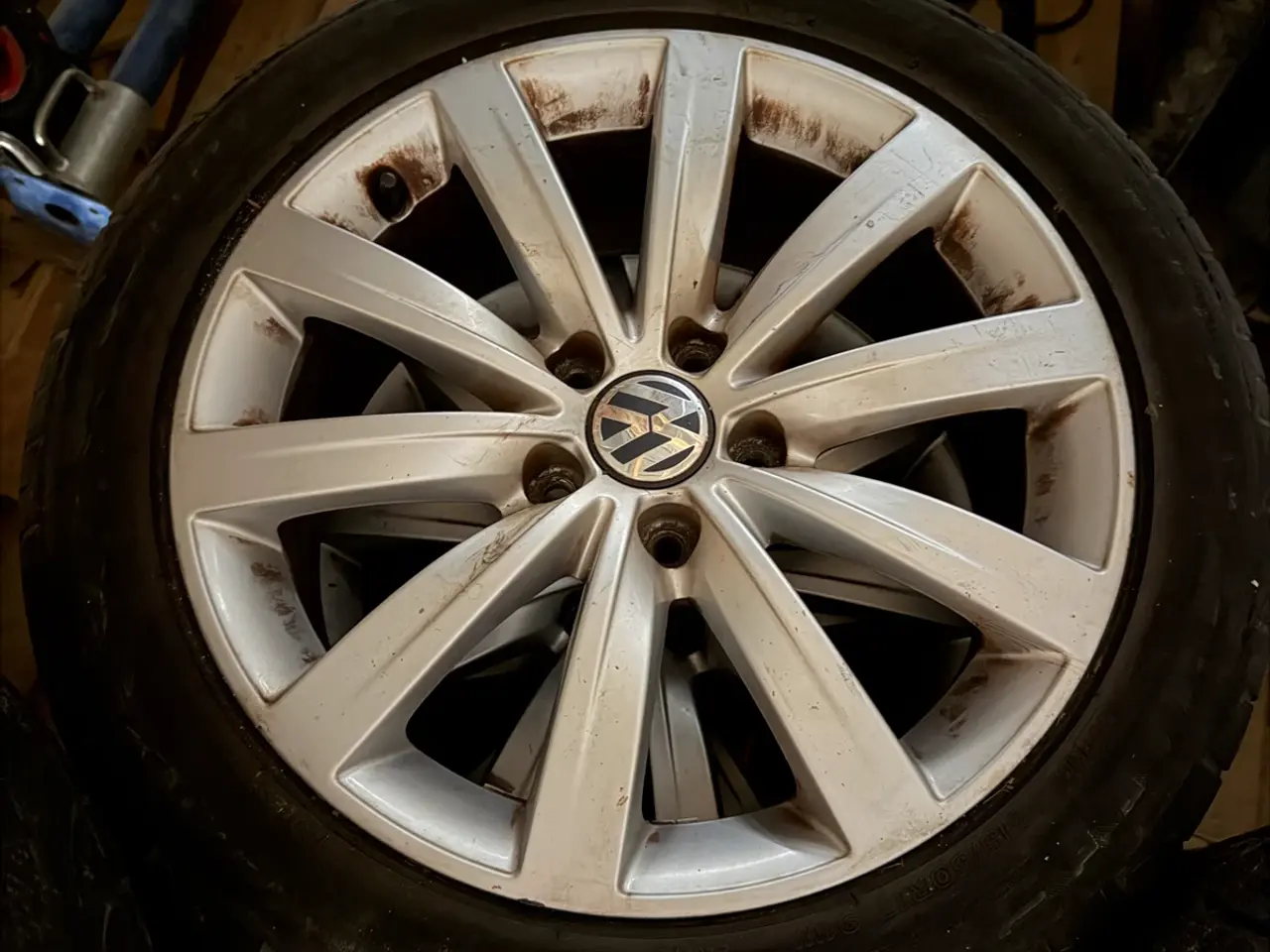 Billede 1 - Originale VW Dover 17” alufælge med sommerdæk