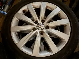 Originale VW Dover 17” alufælge med sommerdæk