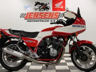 Honda CB 900