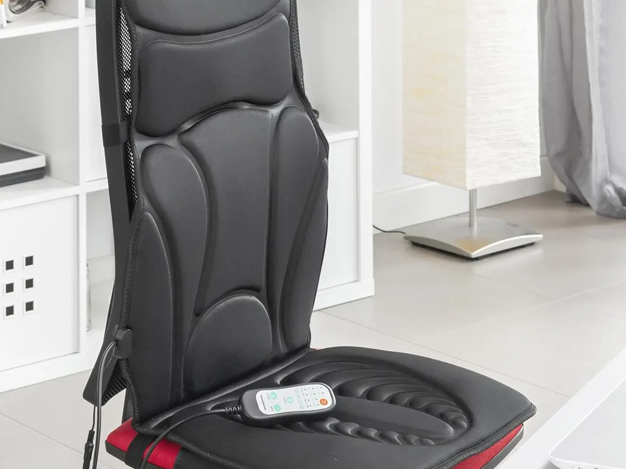 Billede 2 - Massagesæde Masseatsu fra - shiatsu varmemassage til stol og bil