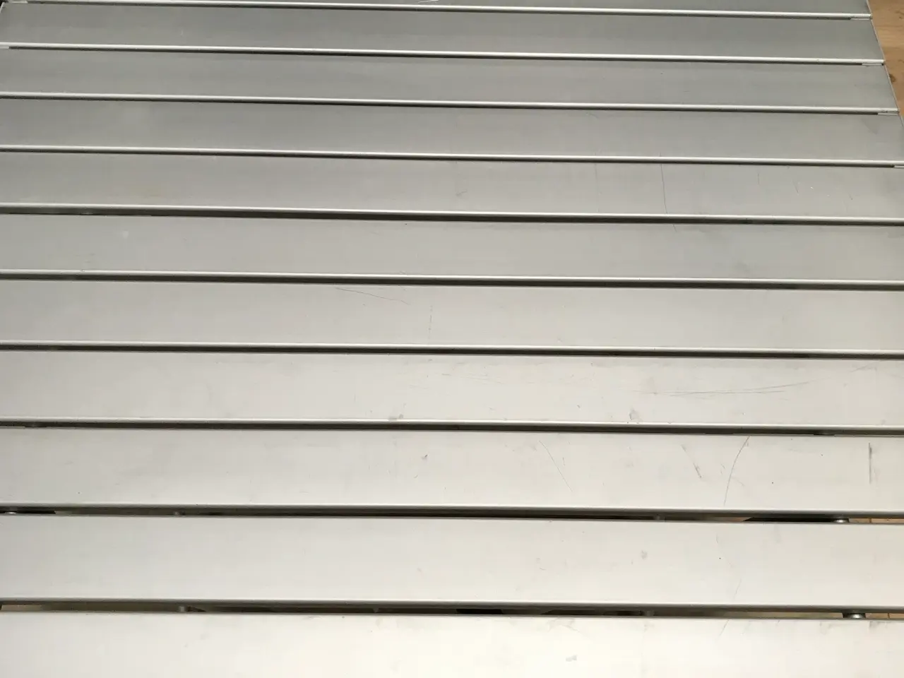 Billede 2 - Aluminiums bord og 2 klapstole