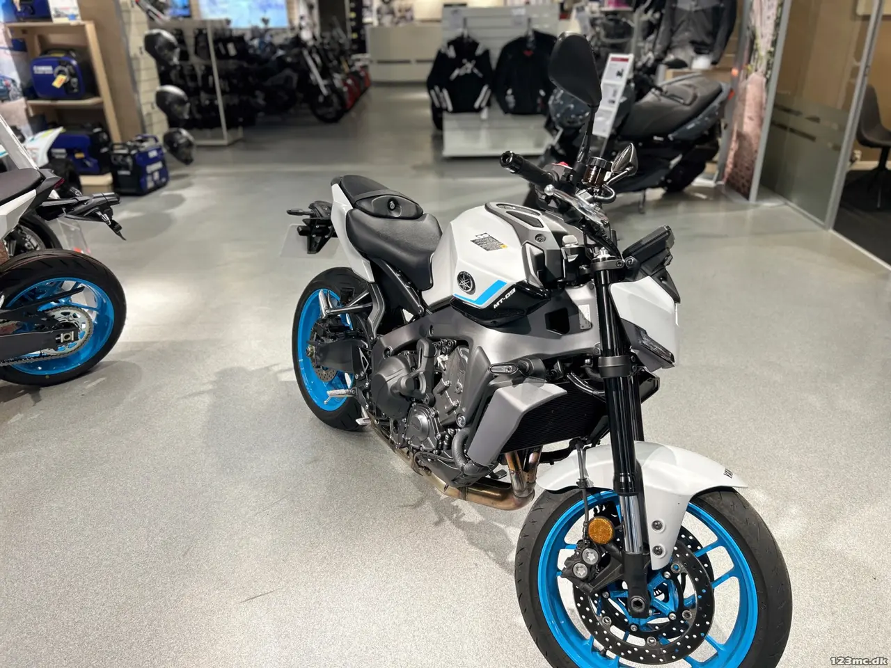Billede 2 - Yamaha MT-09 Y-AMT