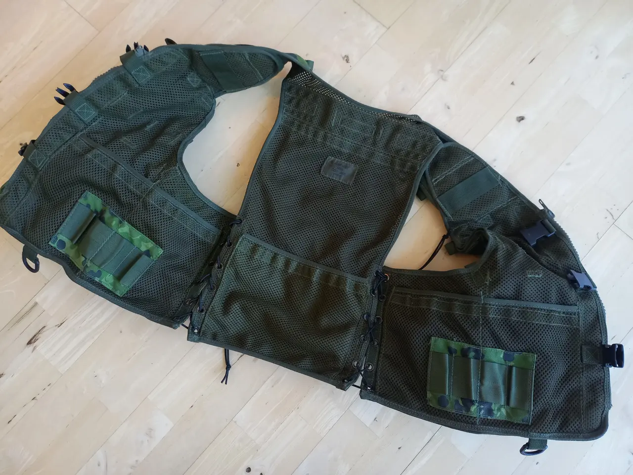 Billede 3 - Kampvest M/05 - M/84 – one size - brugt, pæn 