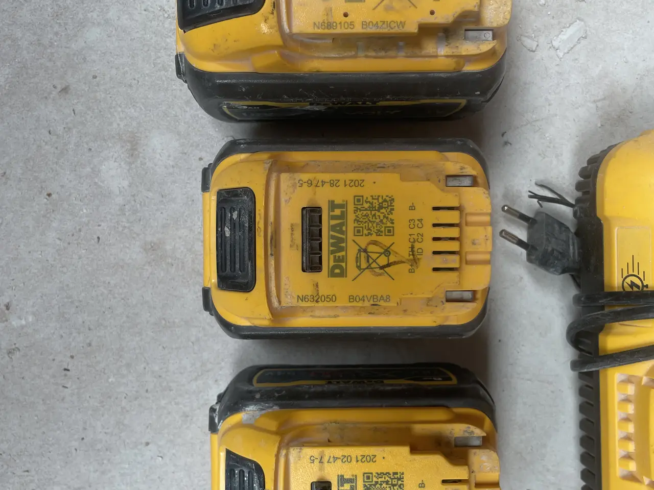 Billede 3 - Flex volt batterier + oplader 