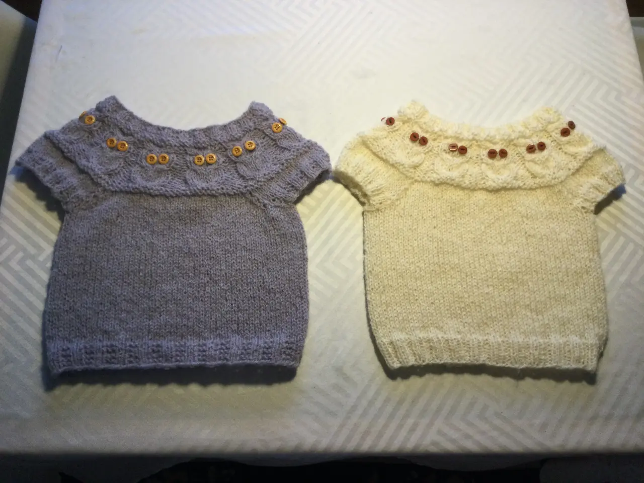 Billede 1 - Uglevest til 2 årig .