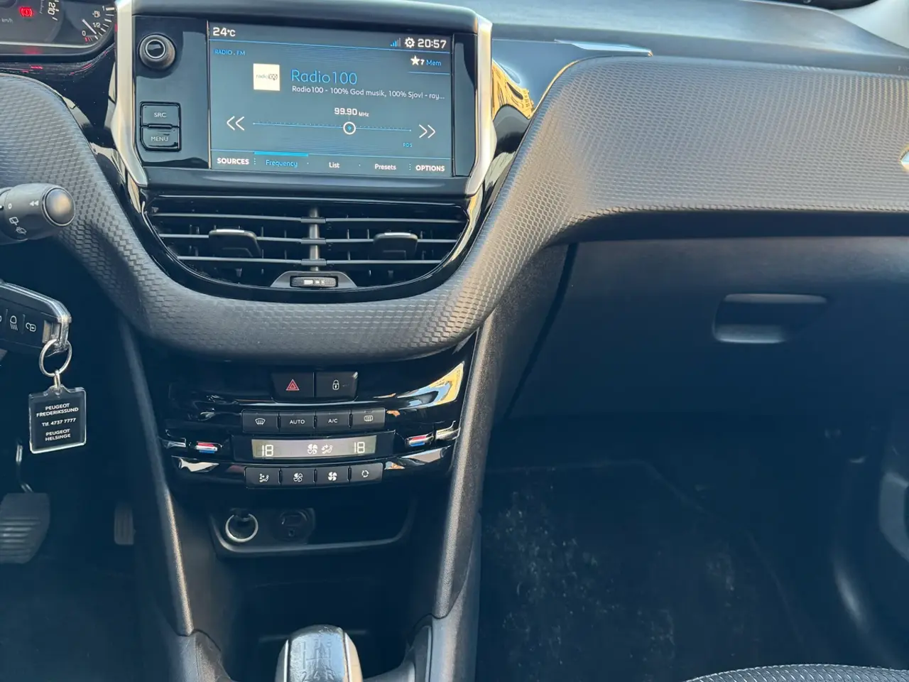 Billede 6 - 2017 Peugeot 208 (B. Cam, Facelift Model,A. Alloy)