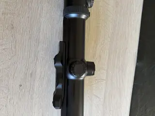 Zeiss V8 victory 1,1-8 drivjagt