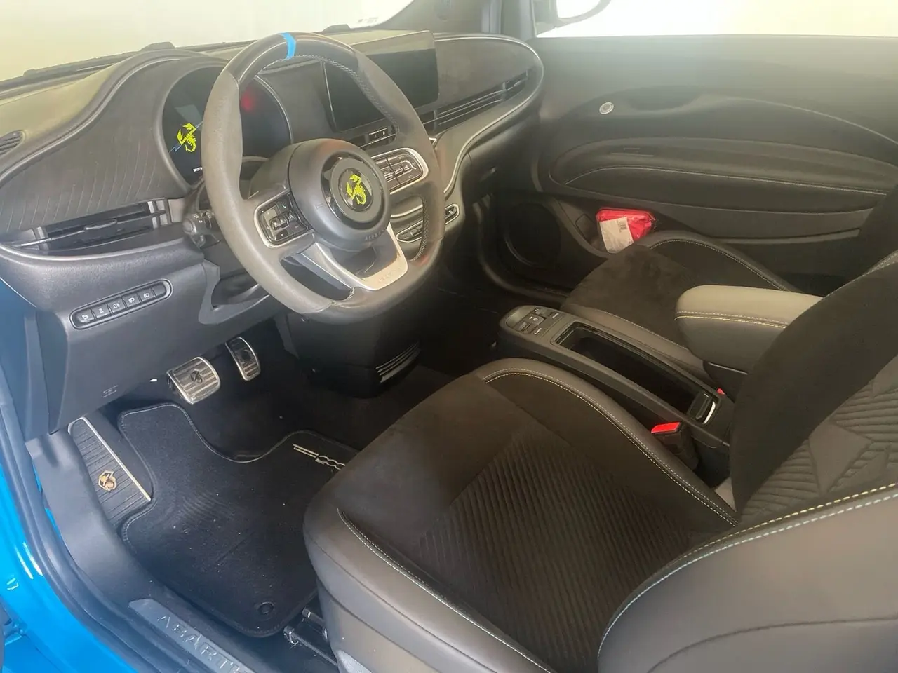 Billede 4 - Abarth 500e  Scorpionissima Cabrio