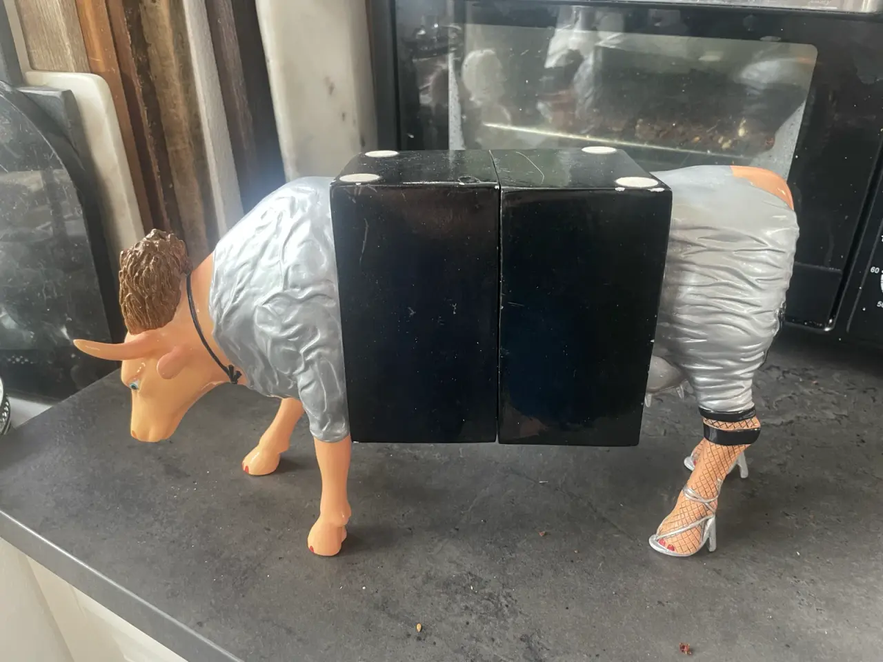 Billede 1 - Ko figur cow parade ?