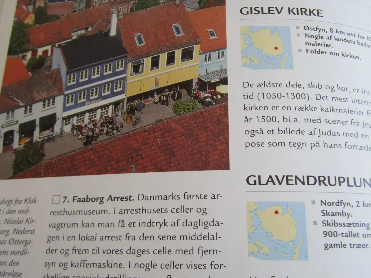 Billede 3 - POLITIKENS STORE DANMARKS Bog.