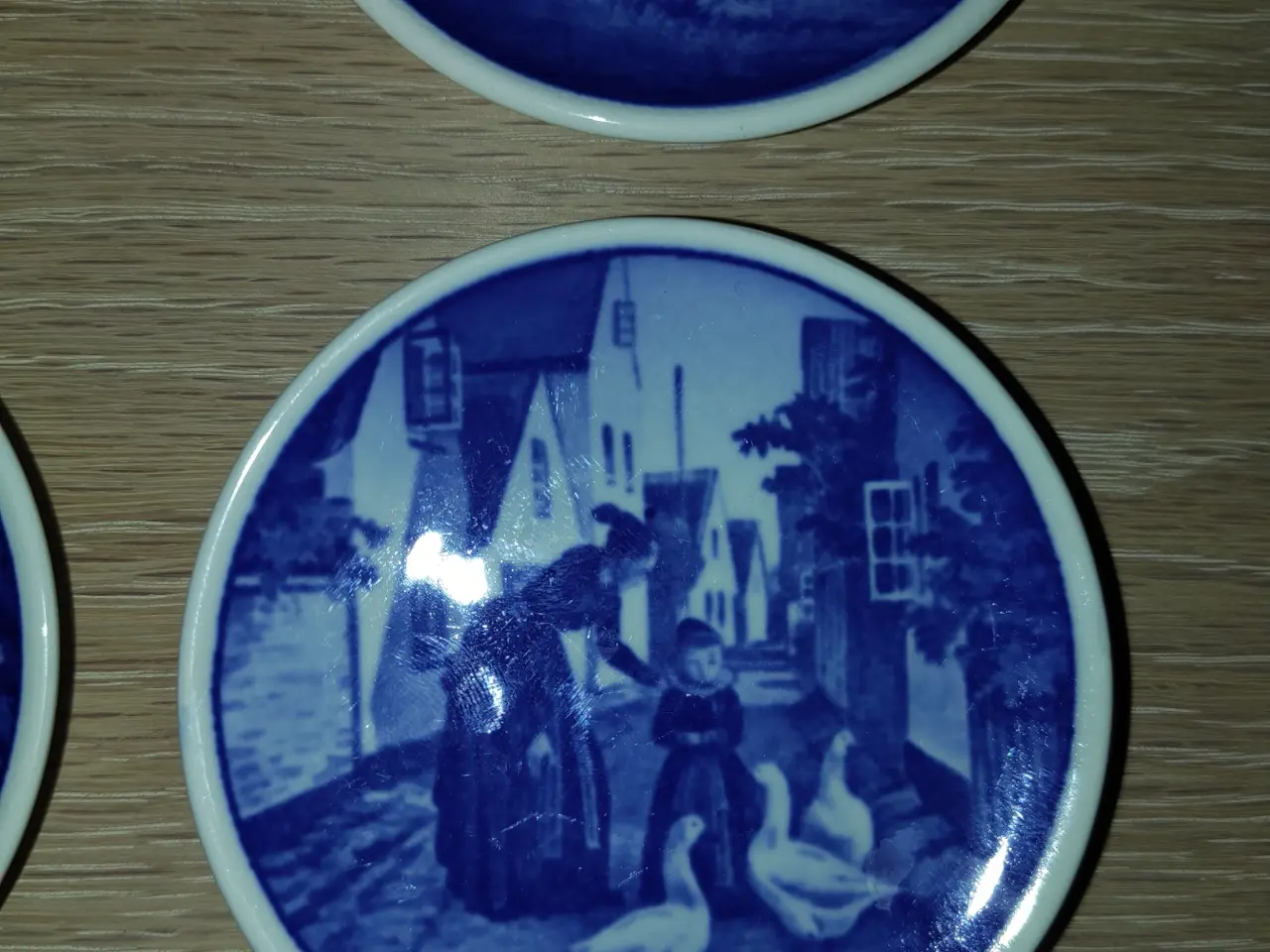 Billede 4 - Flotte Royal Copenhagen platter