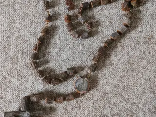 Træbønneperler til væggen
