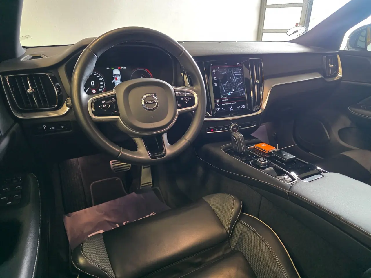Billede 7 - Volvo V60 2,0 T8 ReCharge R-Design aut. AWD