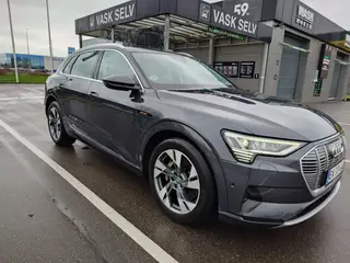 En dejlig og luksuriøs Audi E-tron 50