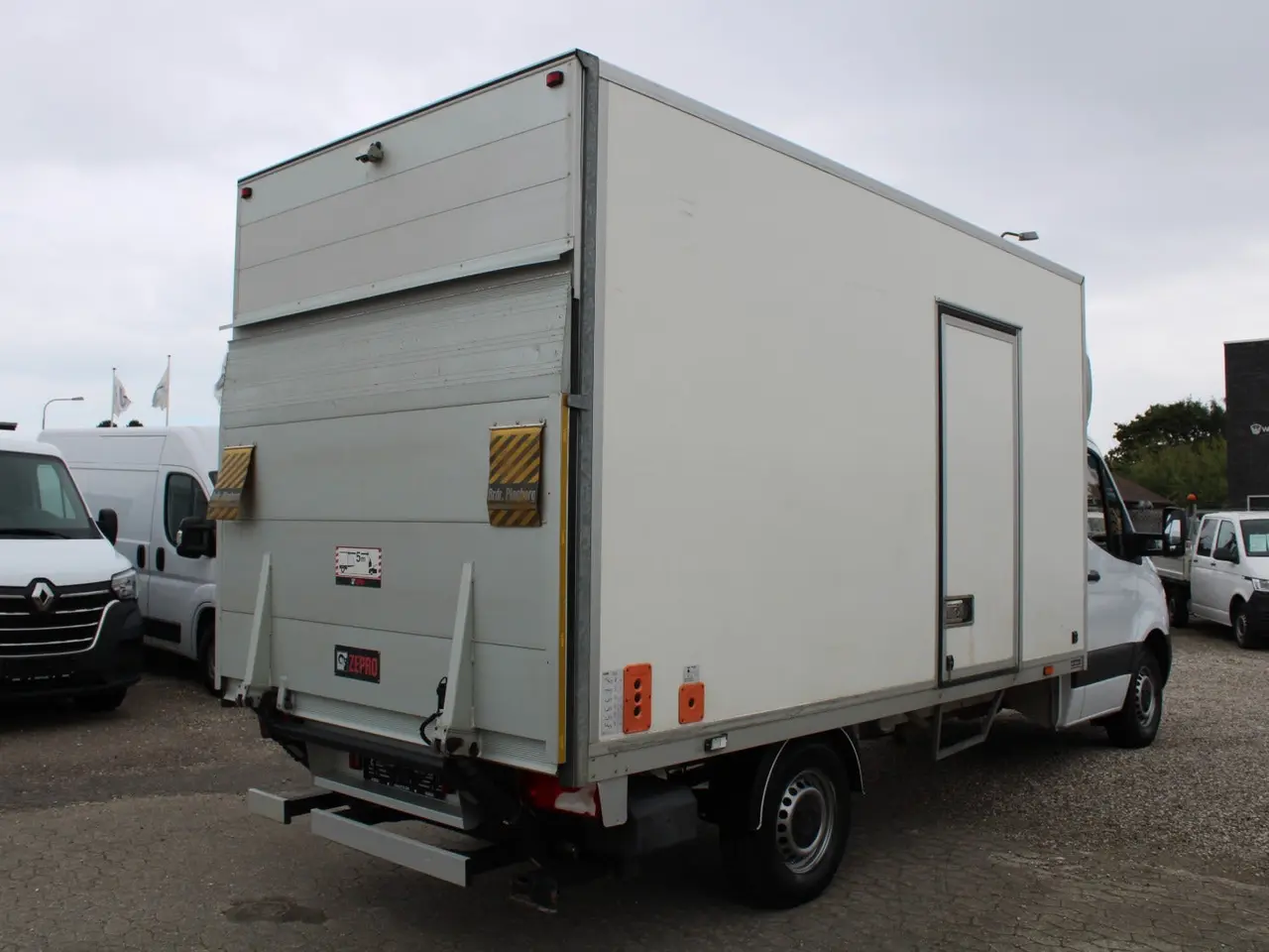 Billede 7 - Mercedes Sprinter 317 2,0 CDi A3 Alukasse m/lift aut. RWD