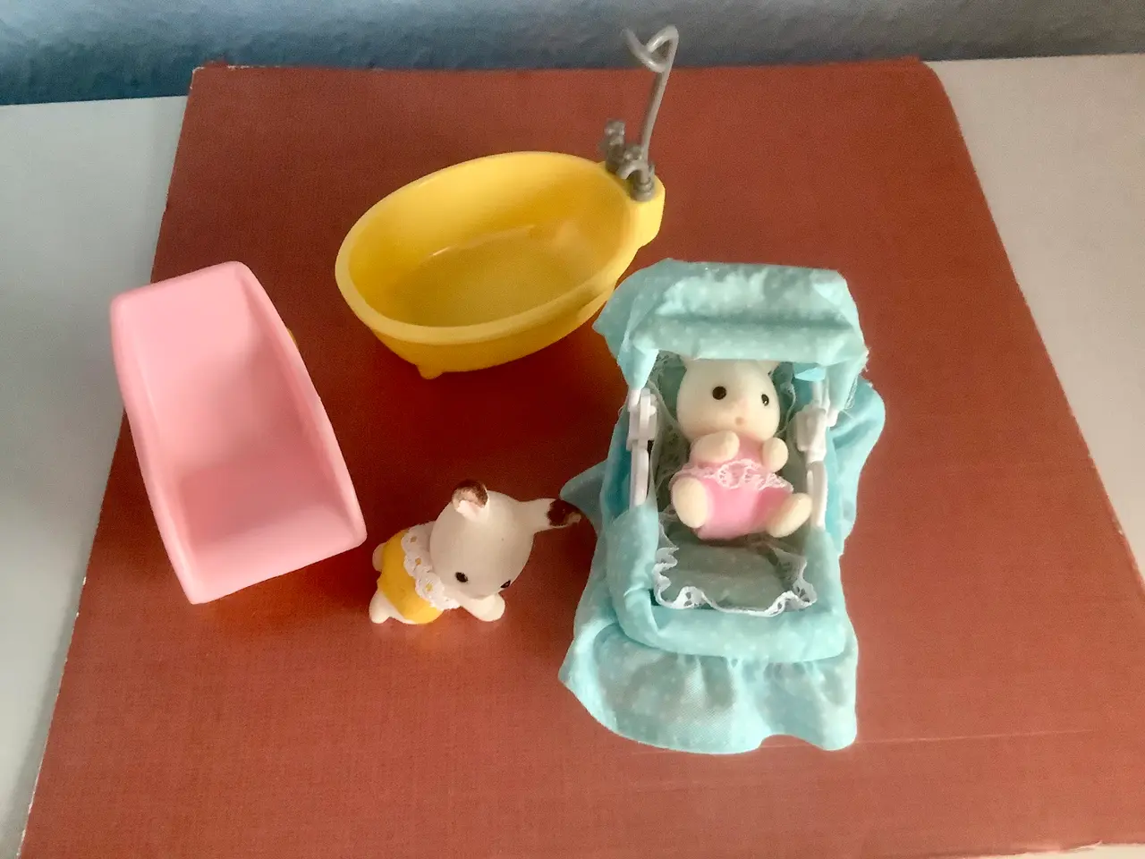 Billede 2 - Sylvanian families schokoladekanin tvillinger.