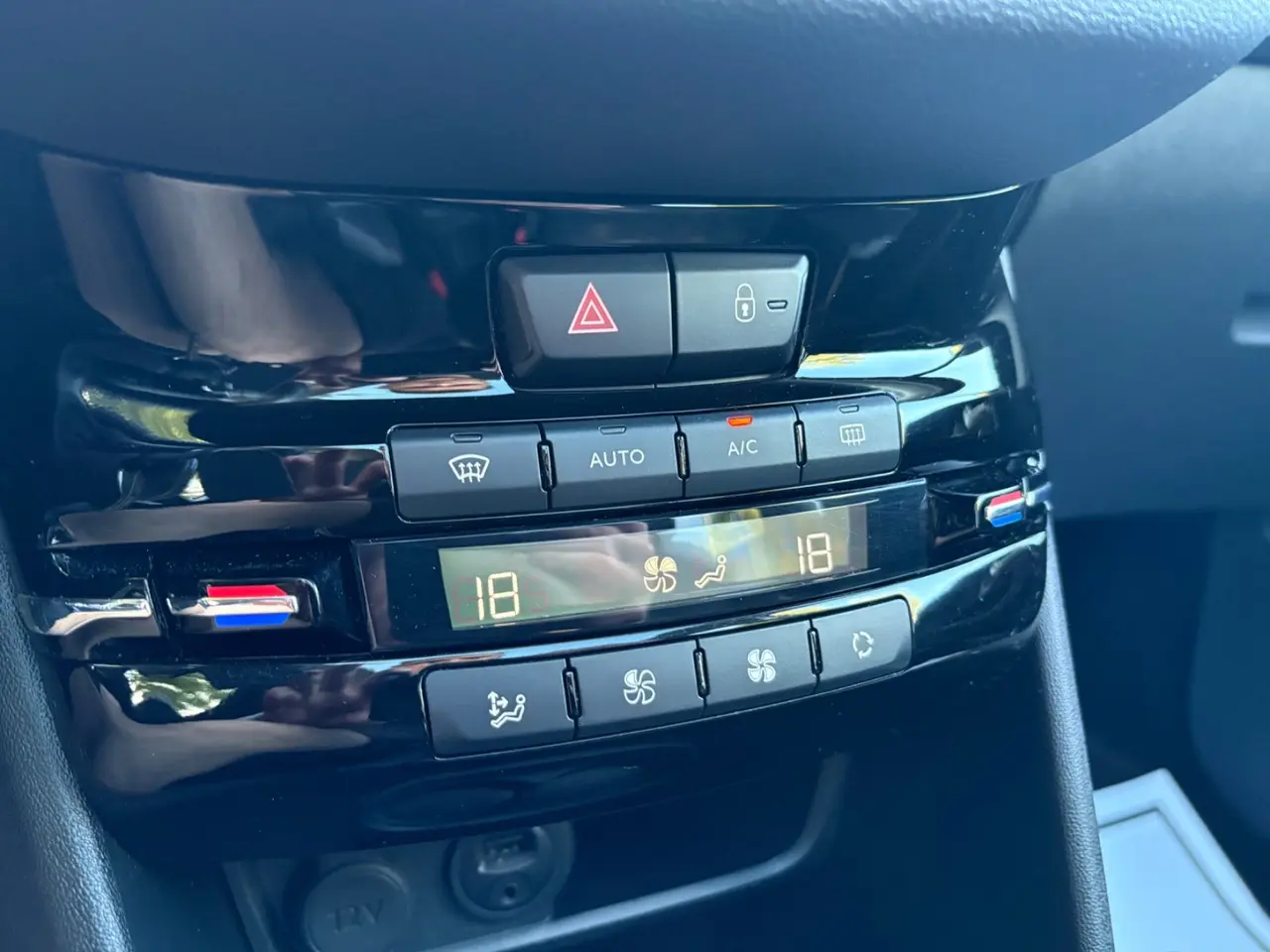 Billede 12 - Peugeot 208 1,6 BlueHDi 100 Chili Sky