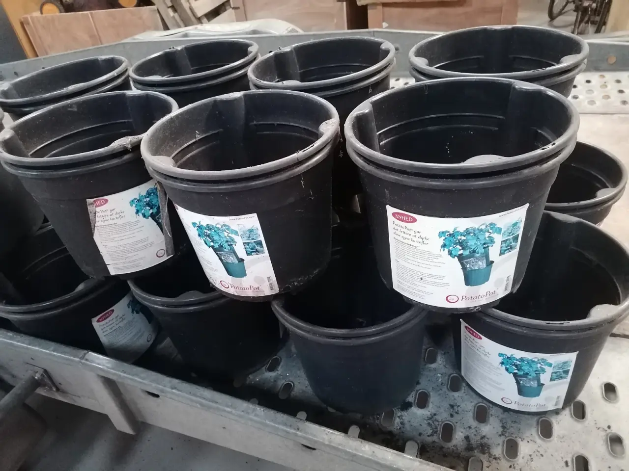 Billede 1 - PotatoPot kartoffelkrukker sorte plast potter