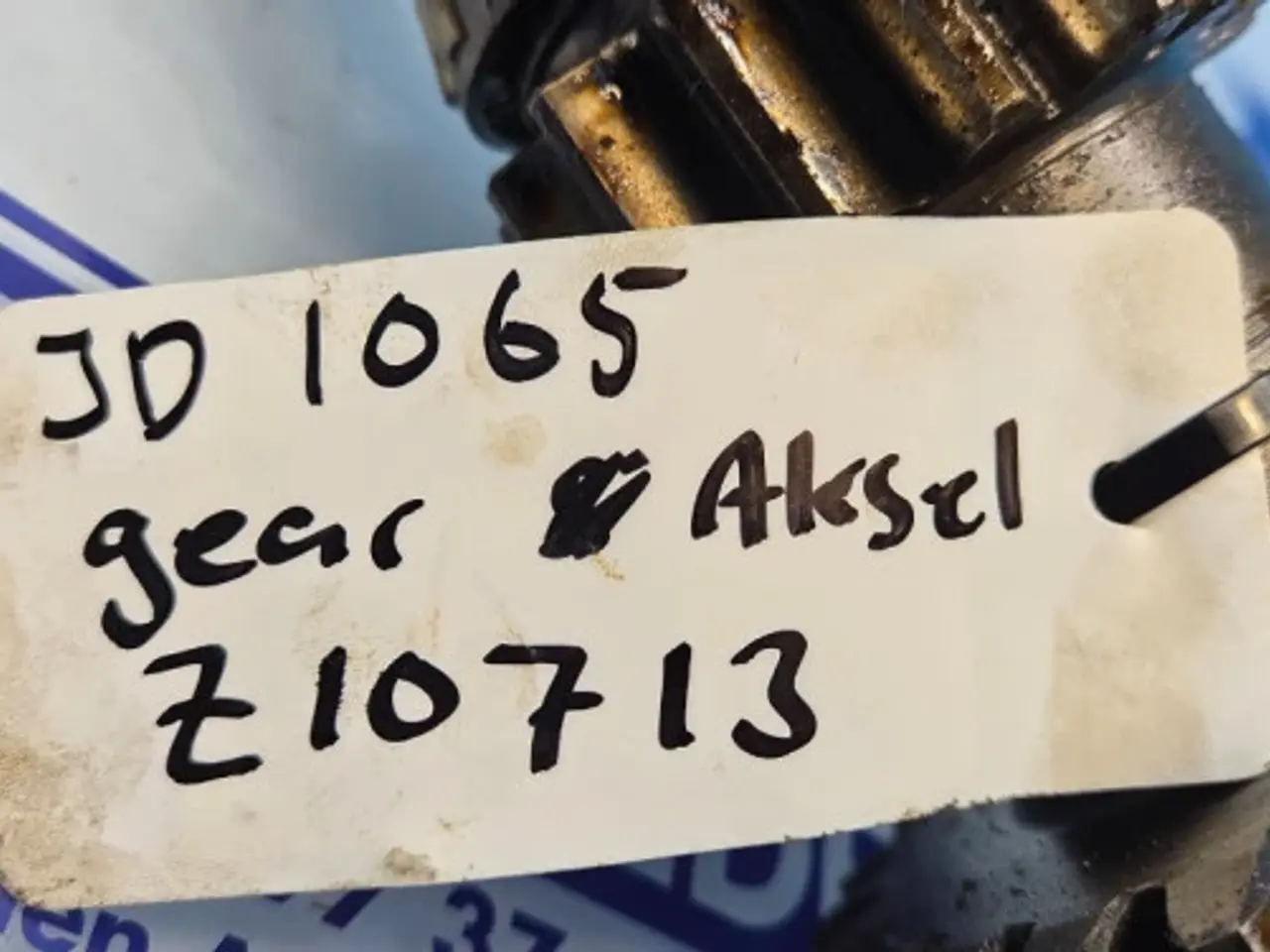Billede 16 - John Deere 1065 Aksel Z10713
