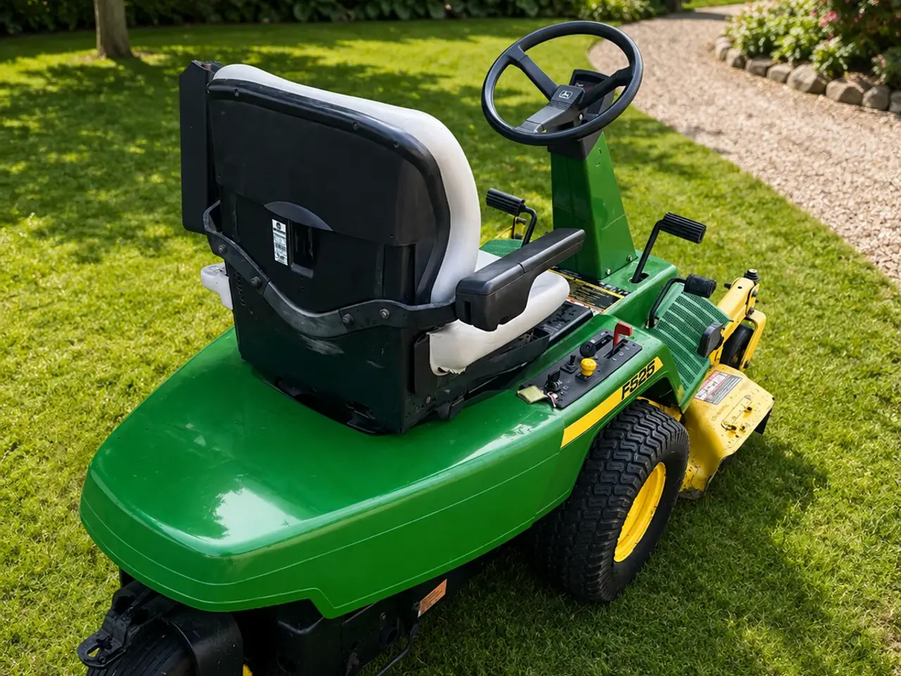 Billede 2 - John Deere F525