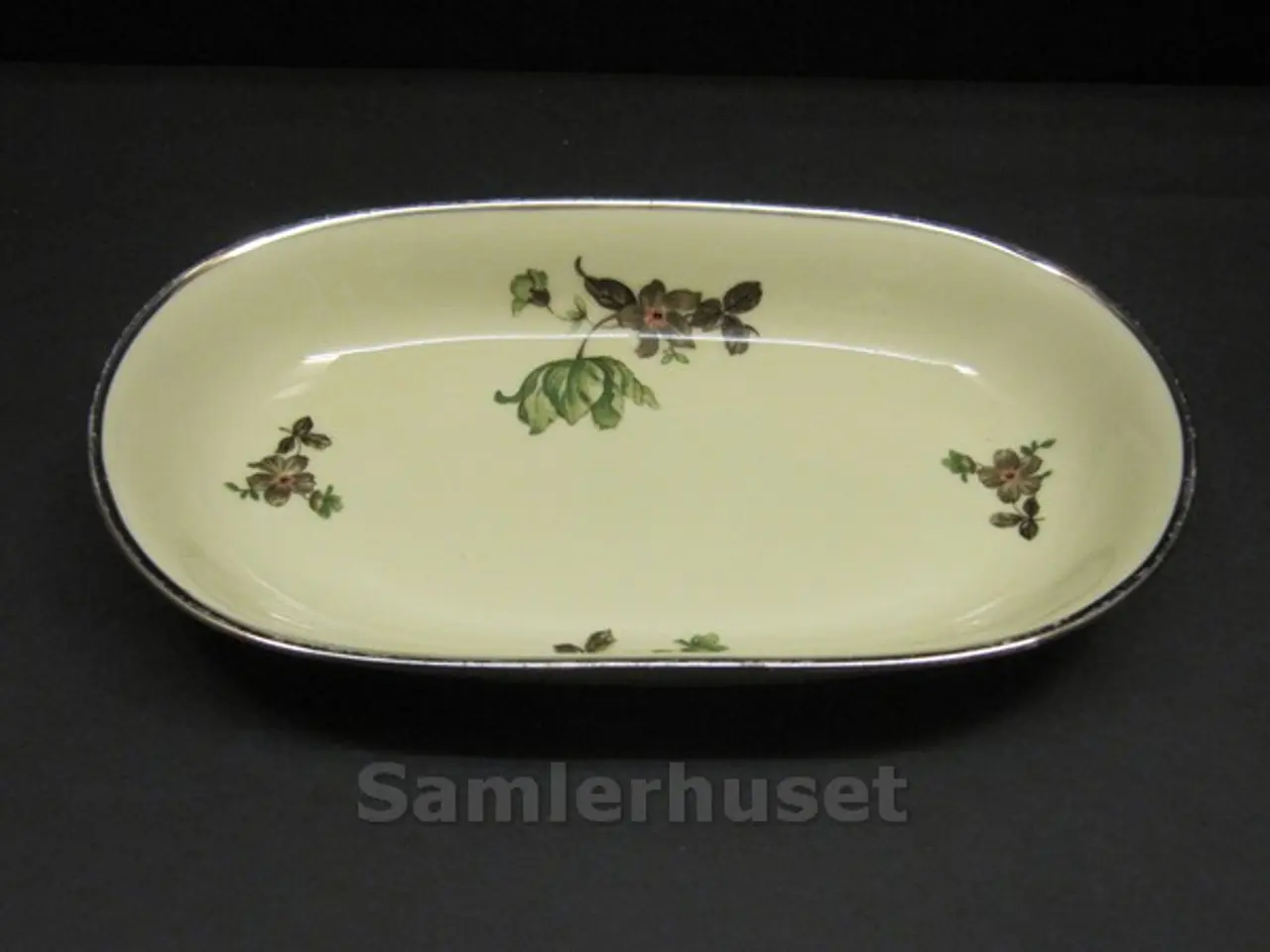 Billede 1 - Grøn Vallø Platin Assiet 22x12½ cm.