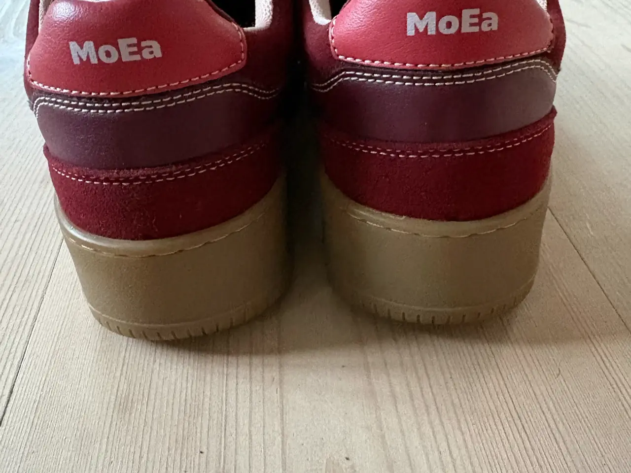 Billede 4 - Mo-ea sko.