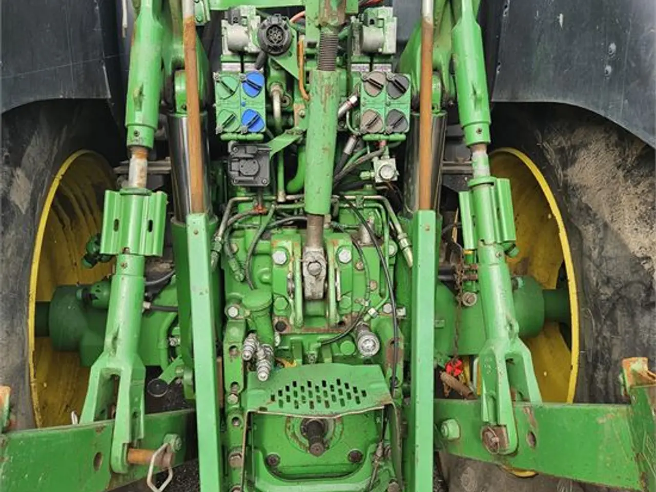 Billede 36 - John Deere 6210 R - Direct Drive - Frontlift