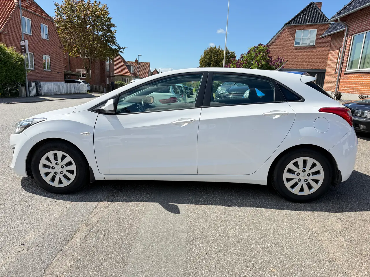 Billede 3 - Hyundai i30 1,4 Active 5d sælges 