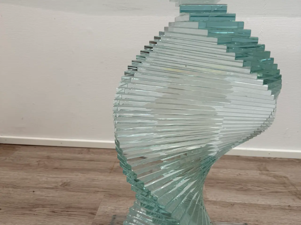 Billede 1 - Glasbord med 2 spiral ben