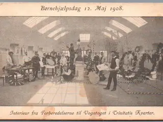 Børnehjælpsdagen 1908 - Forberedelserne til Vogntoget i Trinitatis Kvarter - Ubrugt - Plet !
