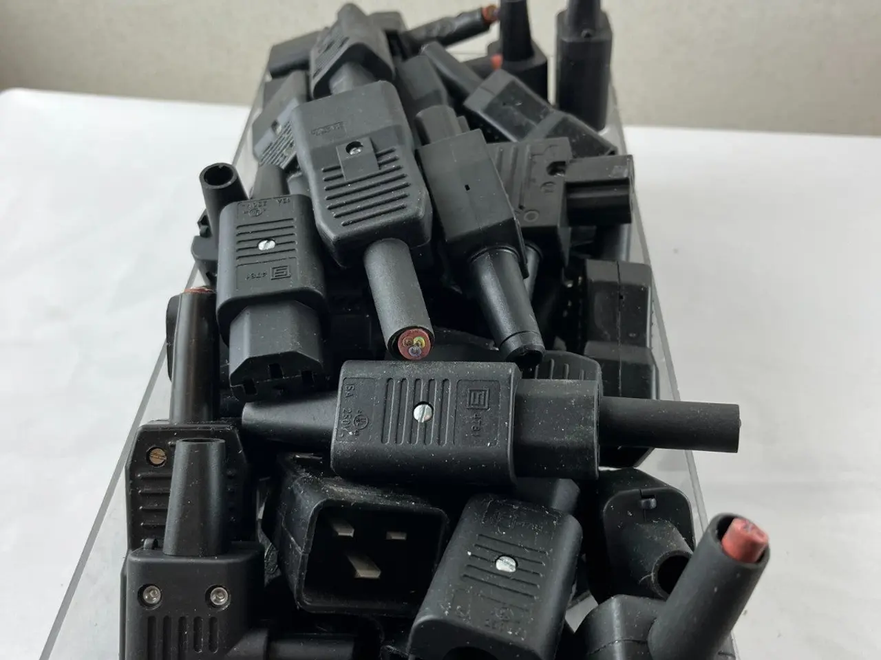 Billede 5 - Bulk parti IEC 60320 C13 C14 Power Connectors PDU