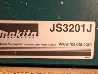 Makita JS3201J elektrisk pladesaks